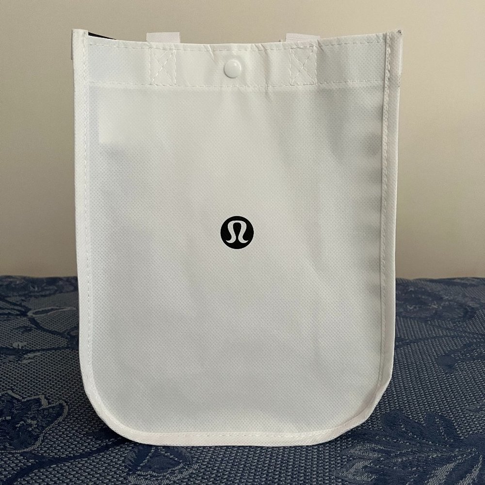 Lululemon white & black small reusable tote bag